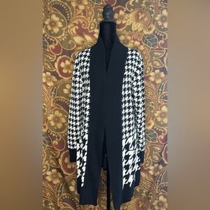 Isaac Mizrahi Black and White Houndstooth Women's Coat